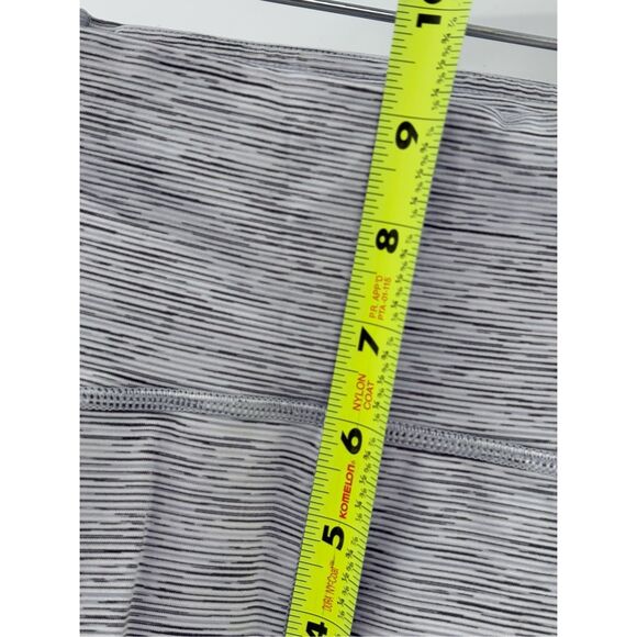 Lululemon Train Times Legging Crop Women  6 Alpine‎ Gray White Striped - Picture 9 of 16